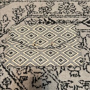 Stella & Dot Black and Cream Diamond Pattern Clutch